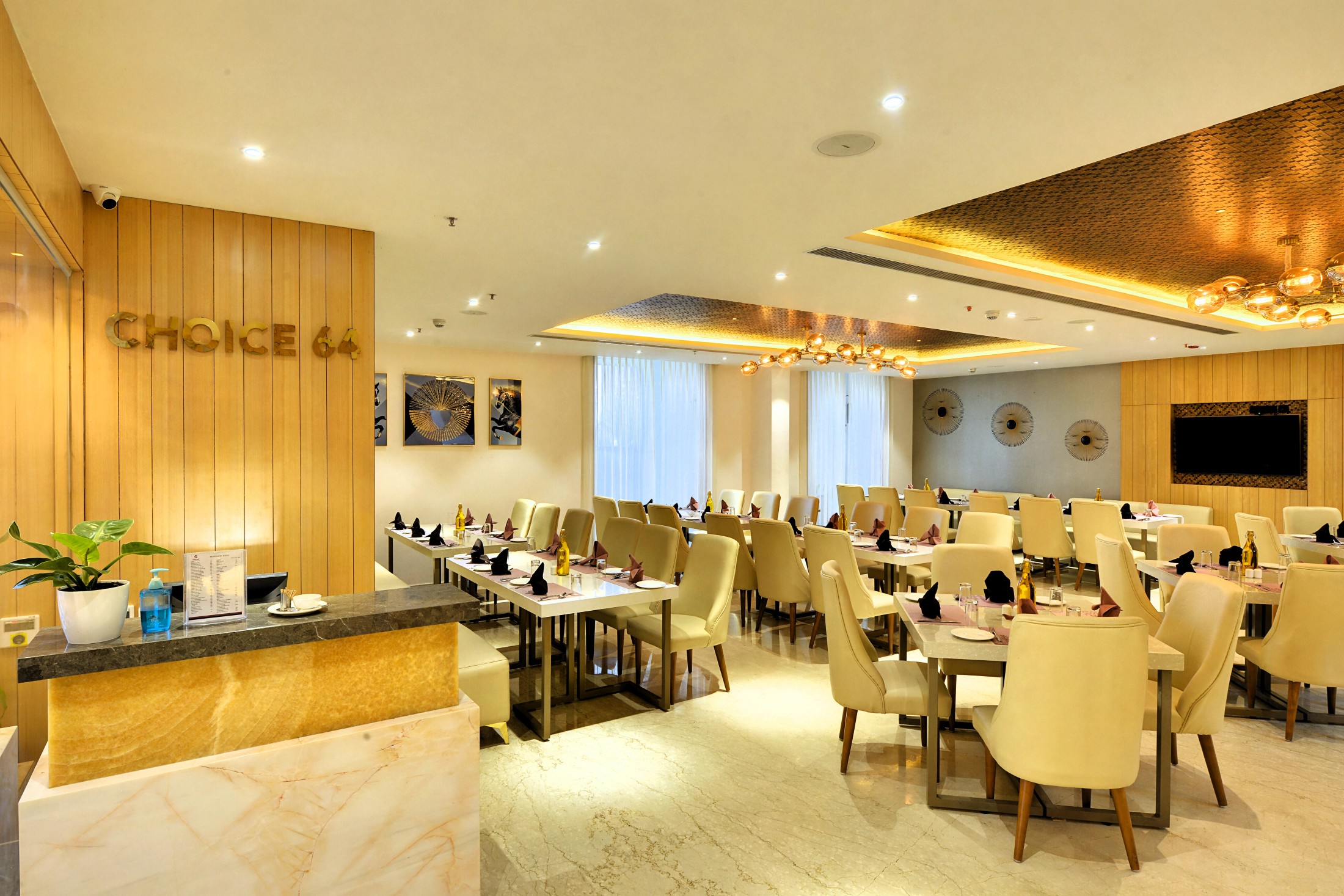 Dining at Clarion Bangalore