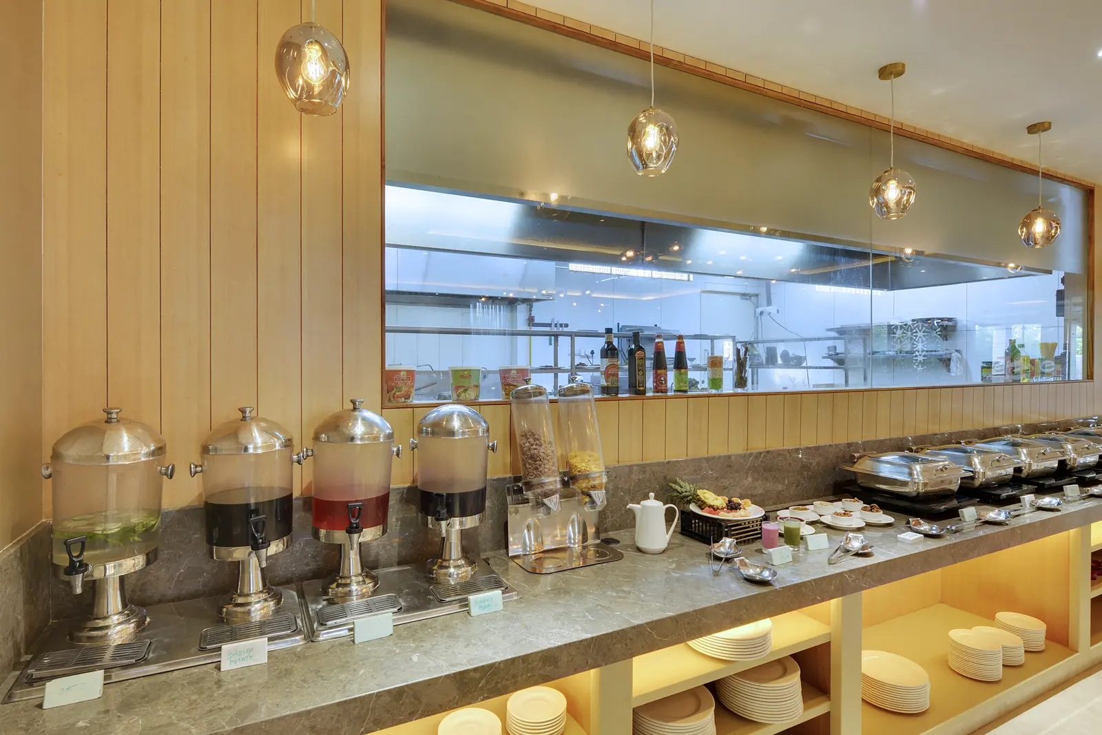 Choice 64 restaurant set for dinner